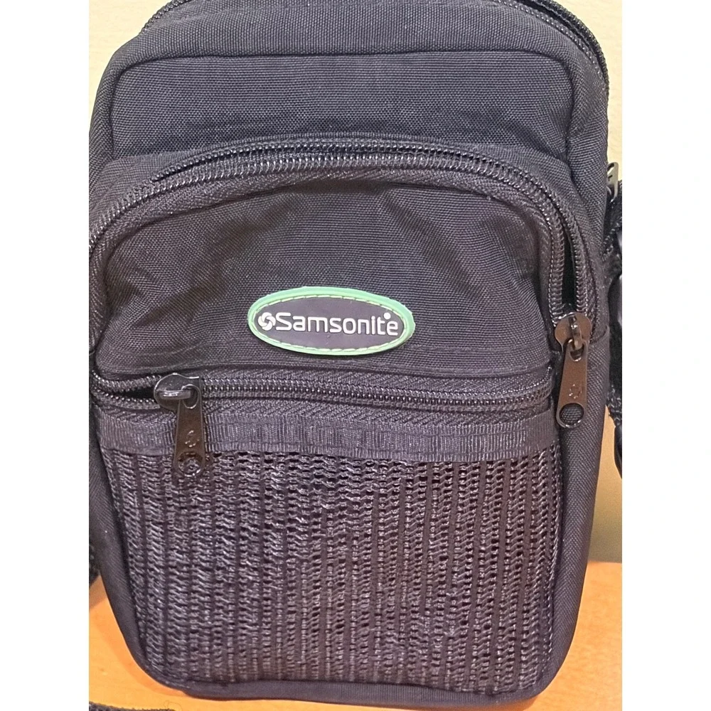 Samsonite Black Canvas Small Crossbody camera Bag Travel Belt Loop Mesh Pocket